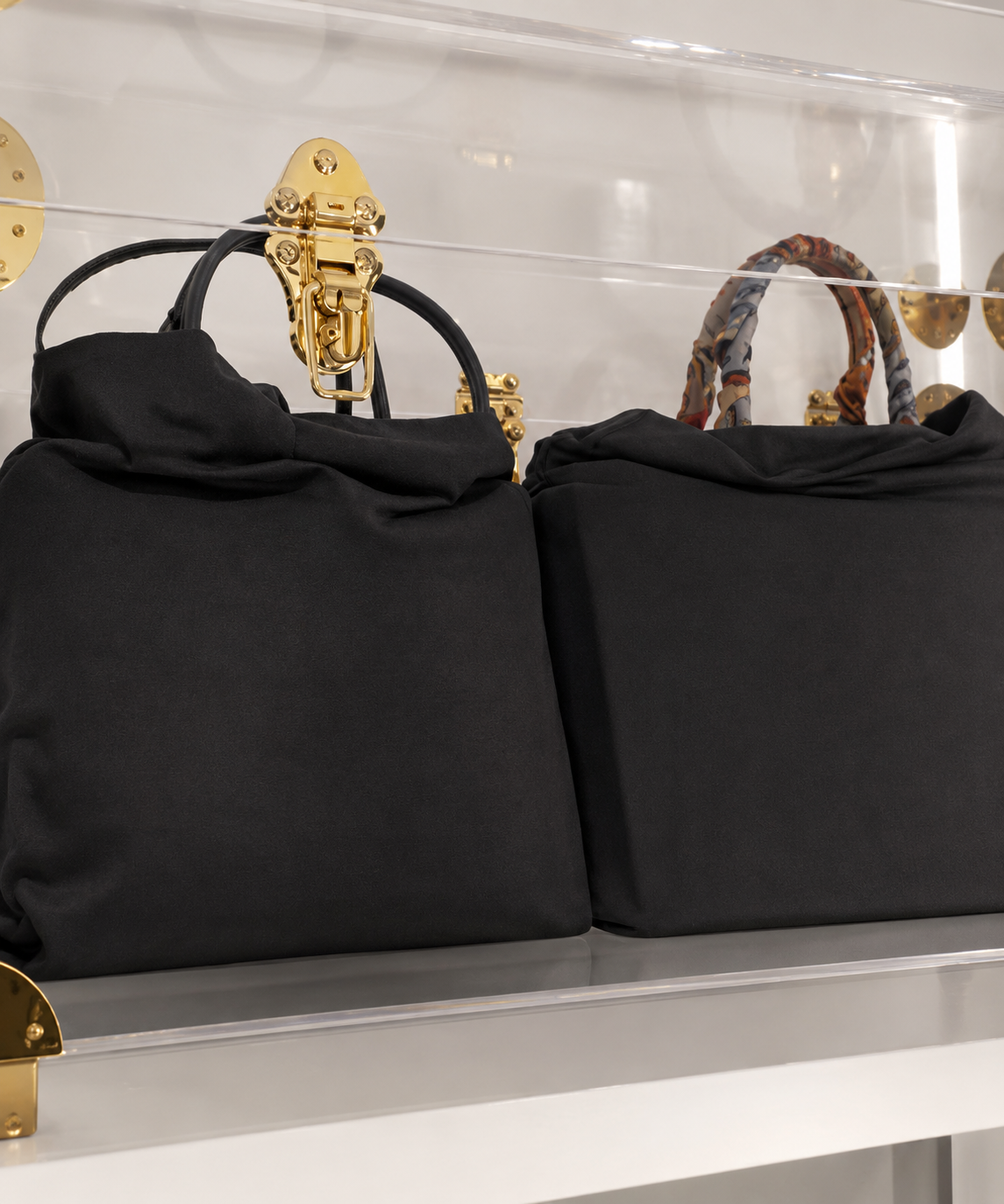 The Closet Capsule